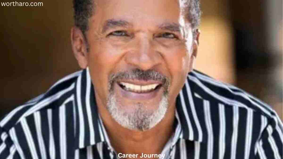 Clifton Davis Net Worth – Clifton Davis smiling during a portrait highlighting his successful entertainment career.