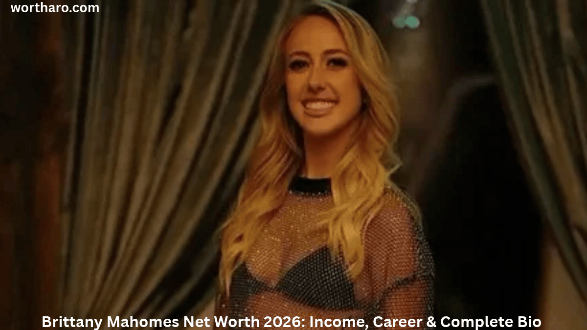 Brittany Mahomes Net Worth 2026 – Brittany Mahomes smiling at an event in a stylish outfit.